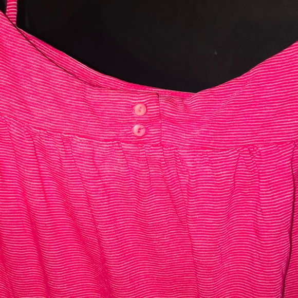 GAP Spaghetti Strap - Picture 2 of 5